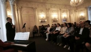 Zámek Tachov - koncert k oslavě MDŽ